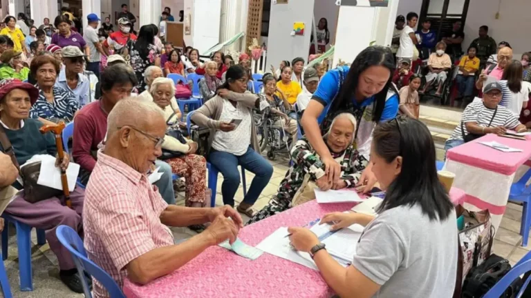 Senior Citizens in Abra Receive P10,000 Cash Gift Under Expanded Centenarian Act